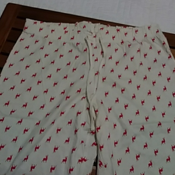 ๐
๐ GAP REINDEER PJ PANTS NWOT - Picture 3 of 4